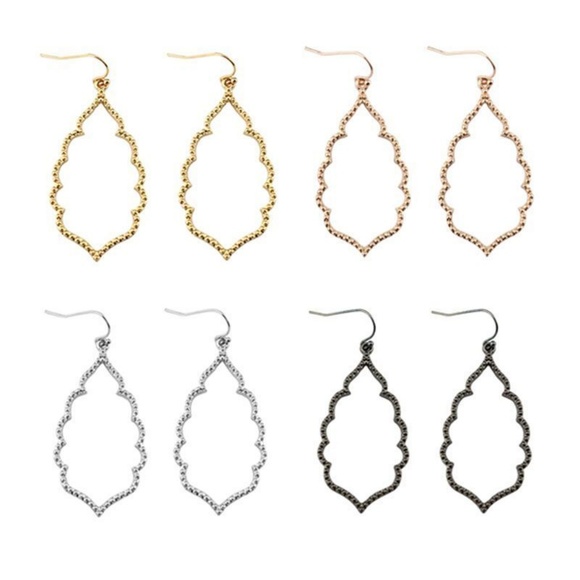 Open Moroccan Style Earrings - Picture 4 of 7